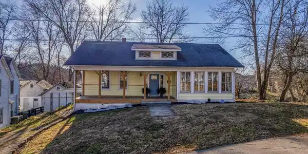 31 North Grandview Avenue