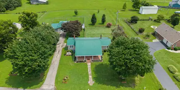 Image 2: 105-web-or-mls-DJI_20260812135249_0534_D