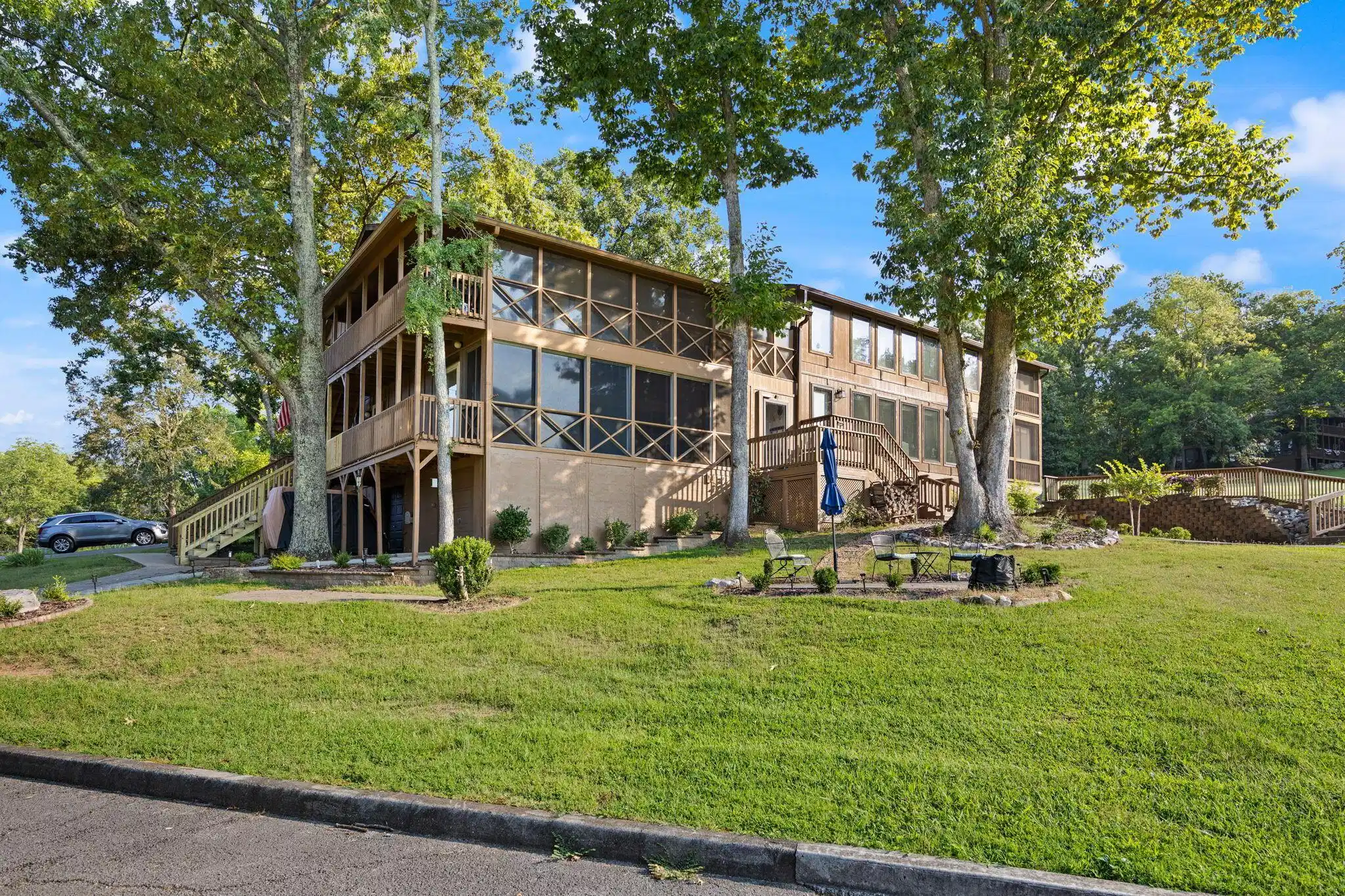 Image 1: 5-web-or-mls-413A9572