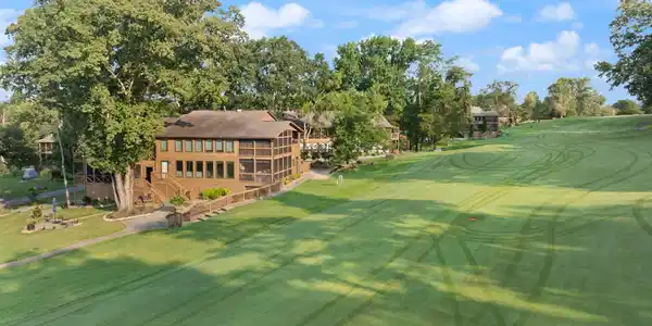 Image 3: 41-web-or-mls-DJI_20260811085805_0234_D