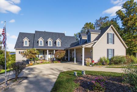 910 Hunter Drive