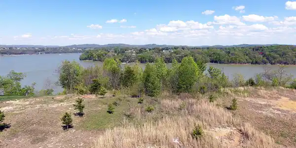 19 Retreat Point