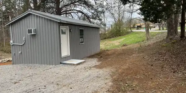 2897 Highway 3277