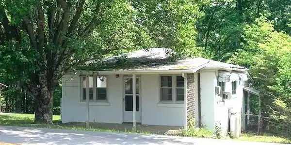 1966 KY 1383