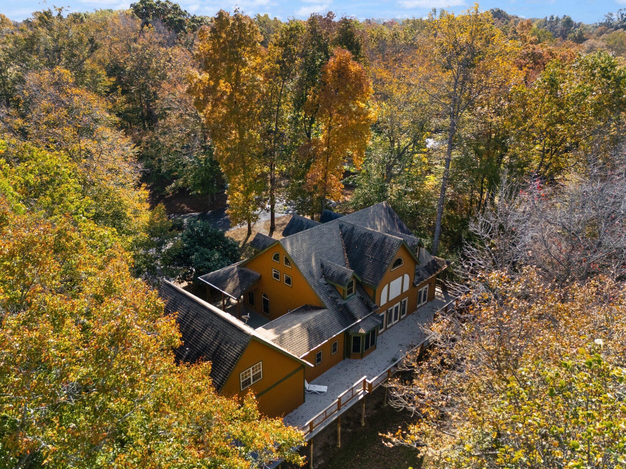 Image 1: 115-web-or-mls-DJI_20241023122004_0108_D
