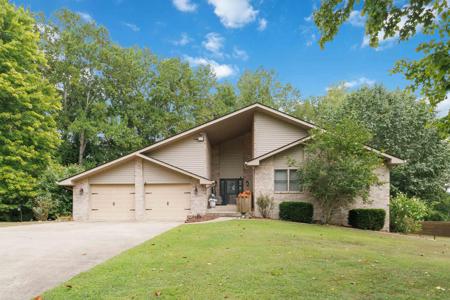 146 Lake Walk Drive