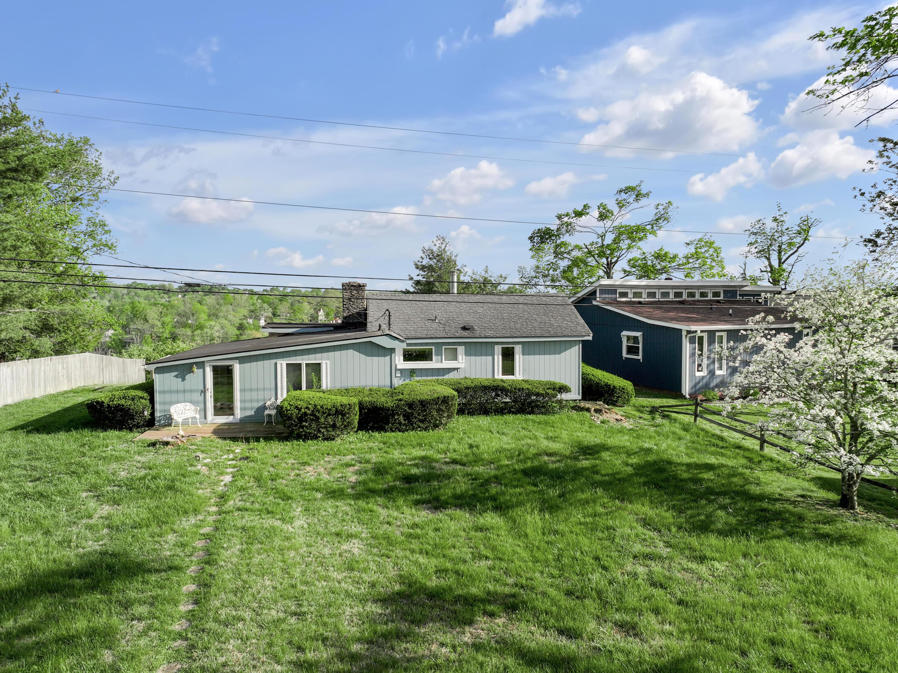 Image 2: DJI_20260413054006_0100_D