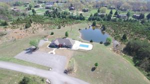880 Villa Place