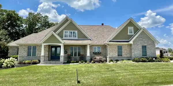 52 Retreat Point