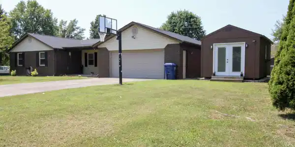 133 Lin Don Drive