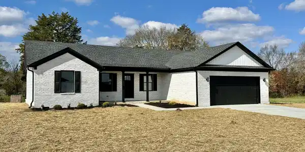 228 Lone Oak Drive