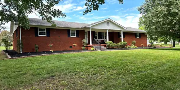 1098 Boat Dock Road