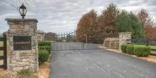 18 The Village Drive Terrace