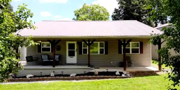 1133 Lakeview Drive