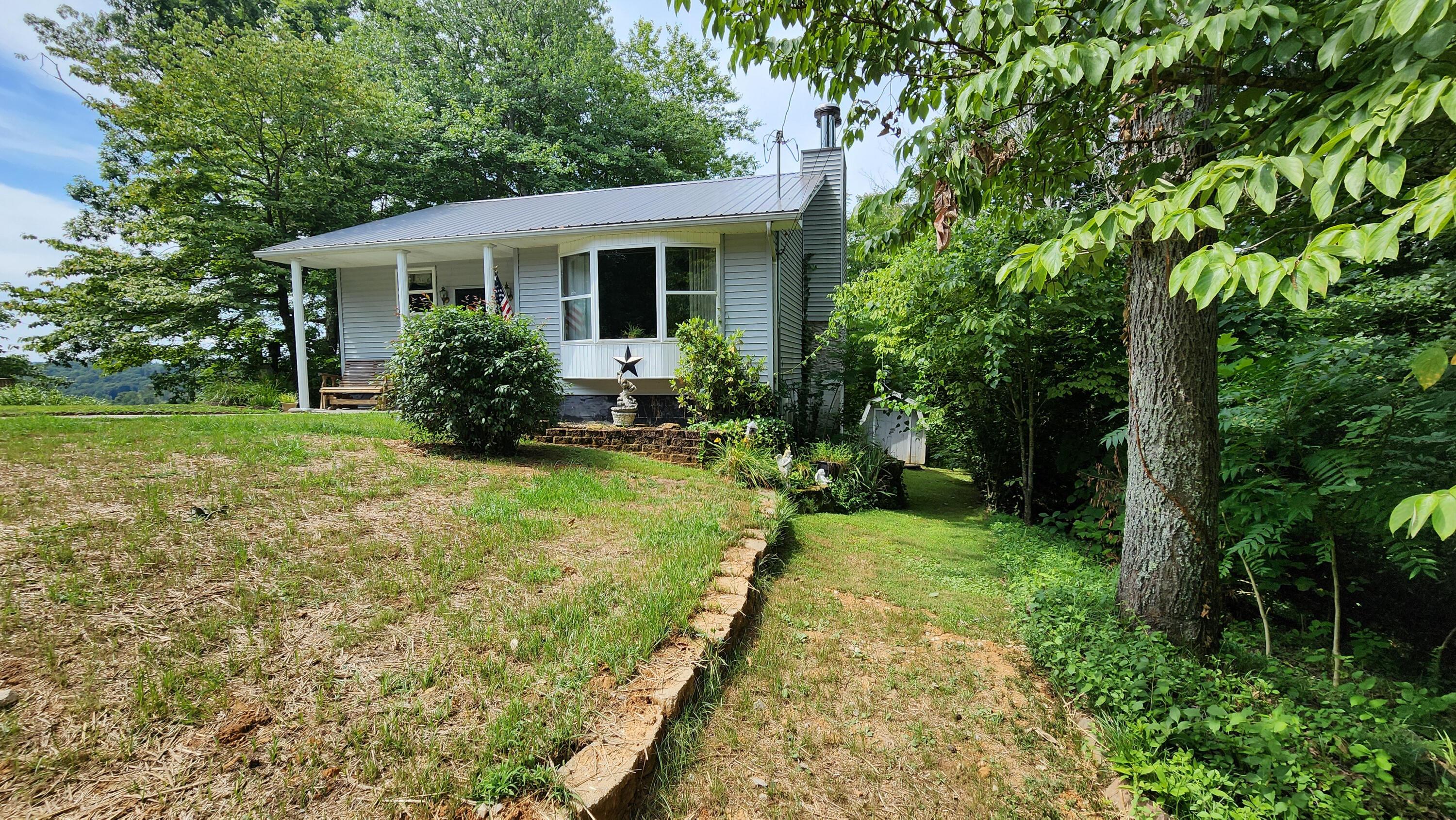 Image 2: 55 Lakeview Drive-48