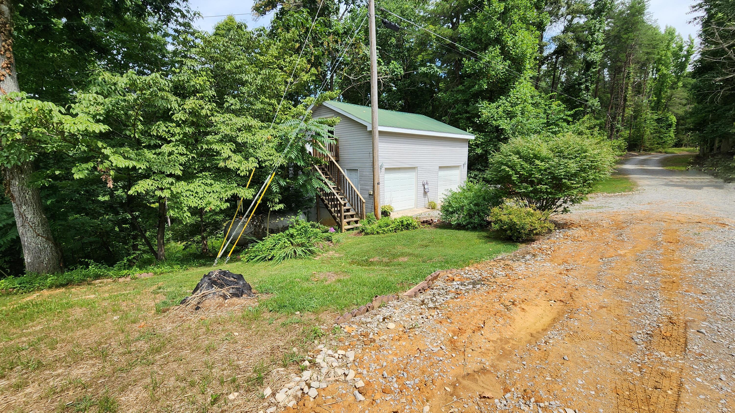 Image 4: 55 Lakeview Drive-53