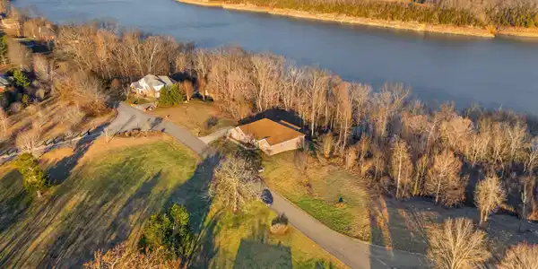 466 Colson Cove Drive