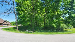 6 Lakeview Drive