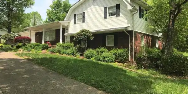290 Cliffside Drive