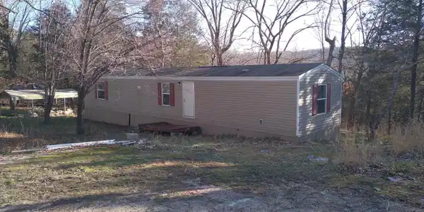 120 Lakeview Road