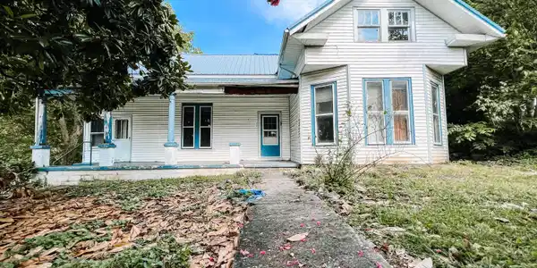52 West French Avenue