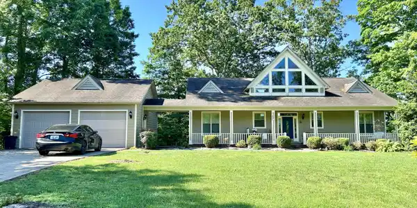 264 Laurelwood Drive