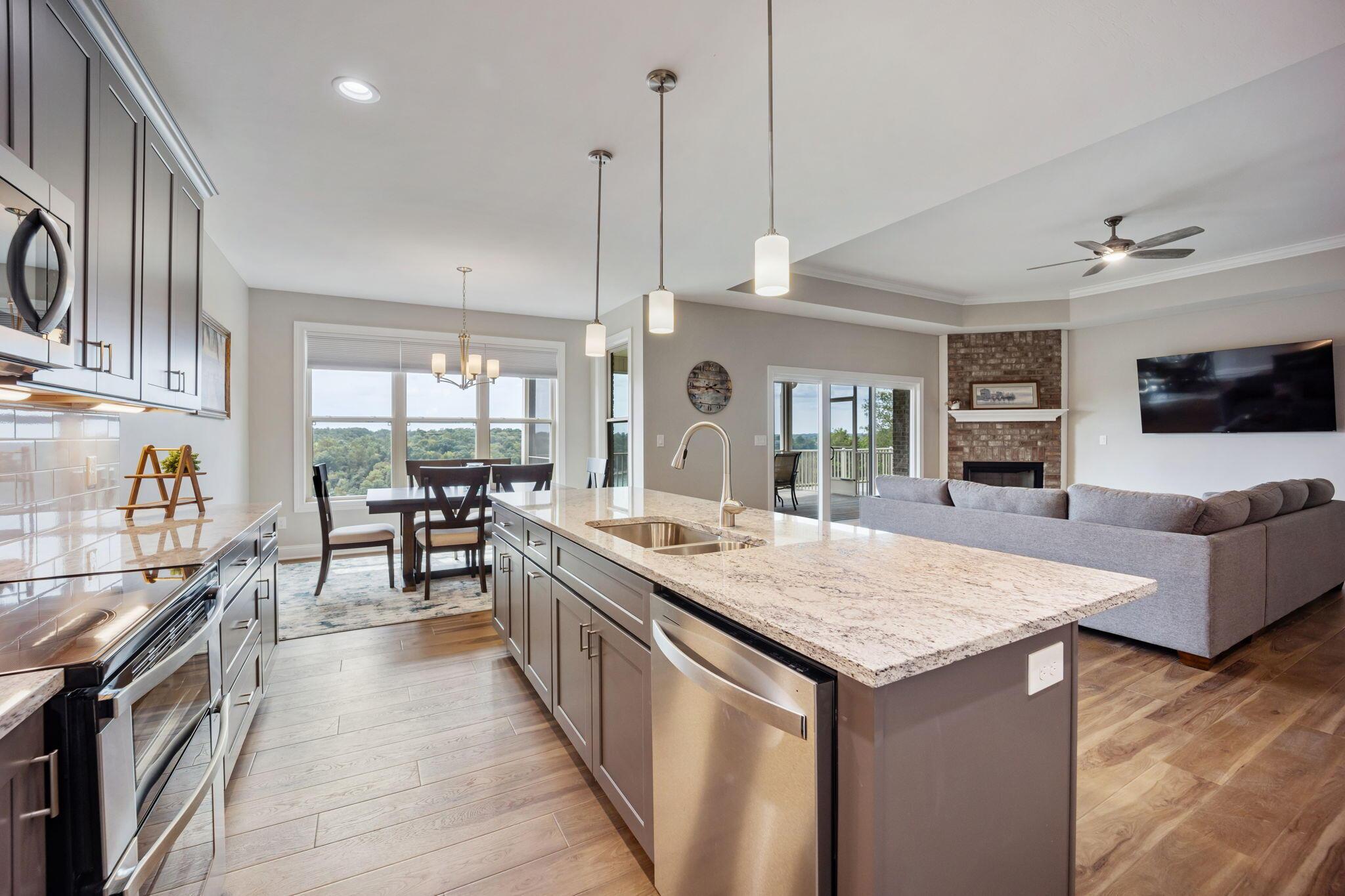 Image 1: 51-web-or-mls-NJ9A5930