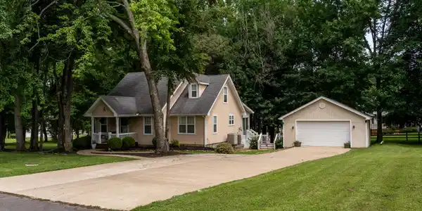 87 Cherokee Springs Court