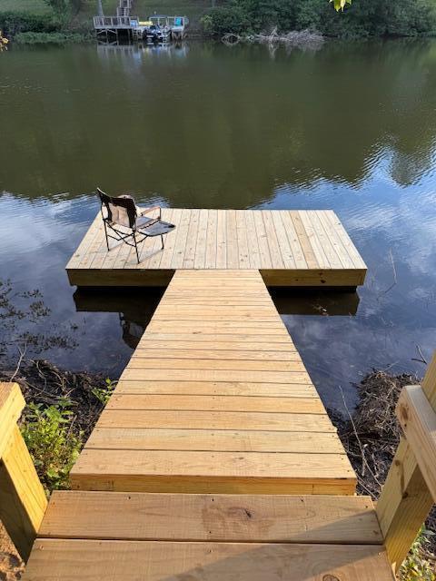 Image 1: 77 Grayson dock 1