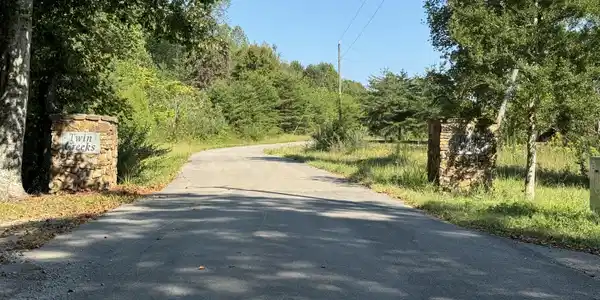 26 Twin Creeks Estates