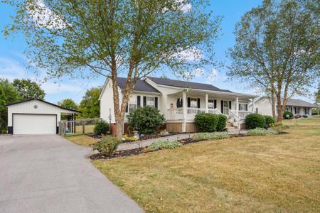 395 Delbar Lane