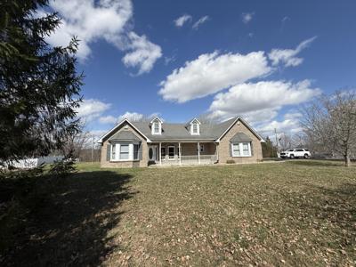 120 Ivy Drive