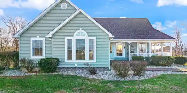 7095 Highway 1546