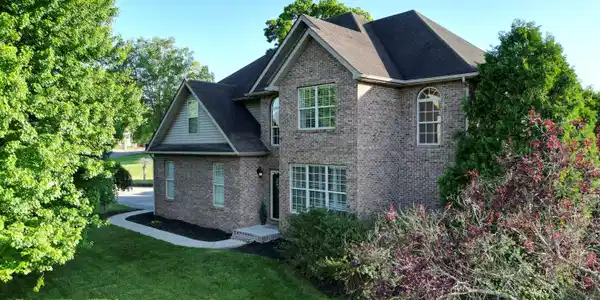 77 Water Cliff Drive