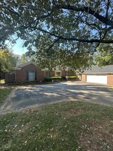 305 W Mt Vernon Street