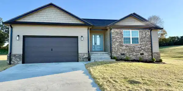 412 Lone Oak Drive