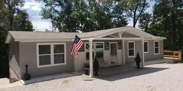 139 Hideaway Court