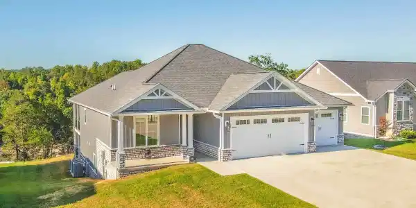 269 W Canterbury