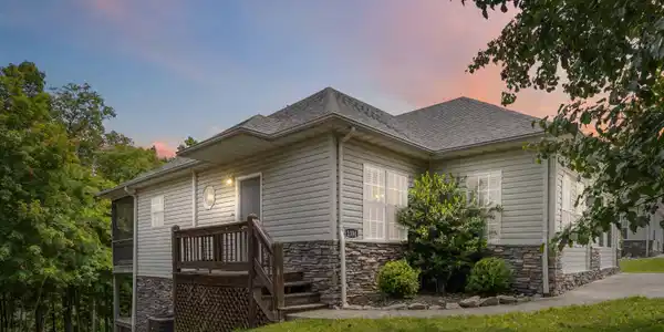 2394 Roberts Bend Road