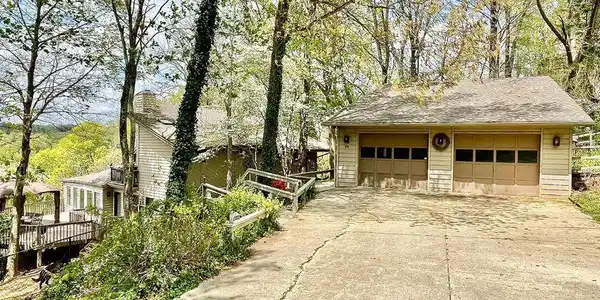 99 Old Waitsboro Road