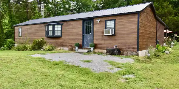 14743 Hwy. 196