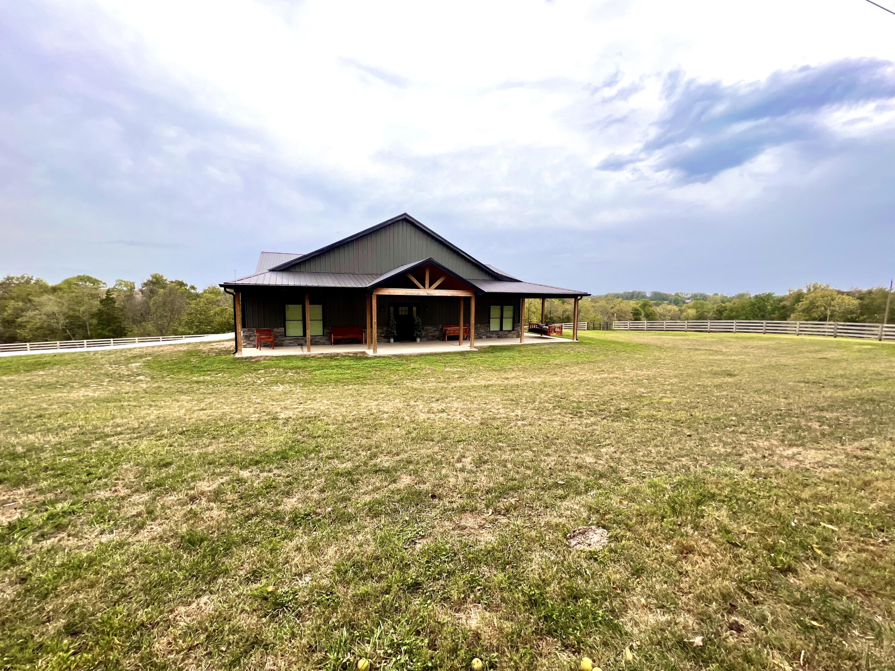 279 Dossett Lane, Harrodsburg, KY lhrmls01835083