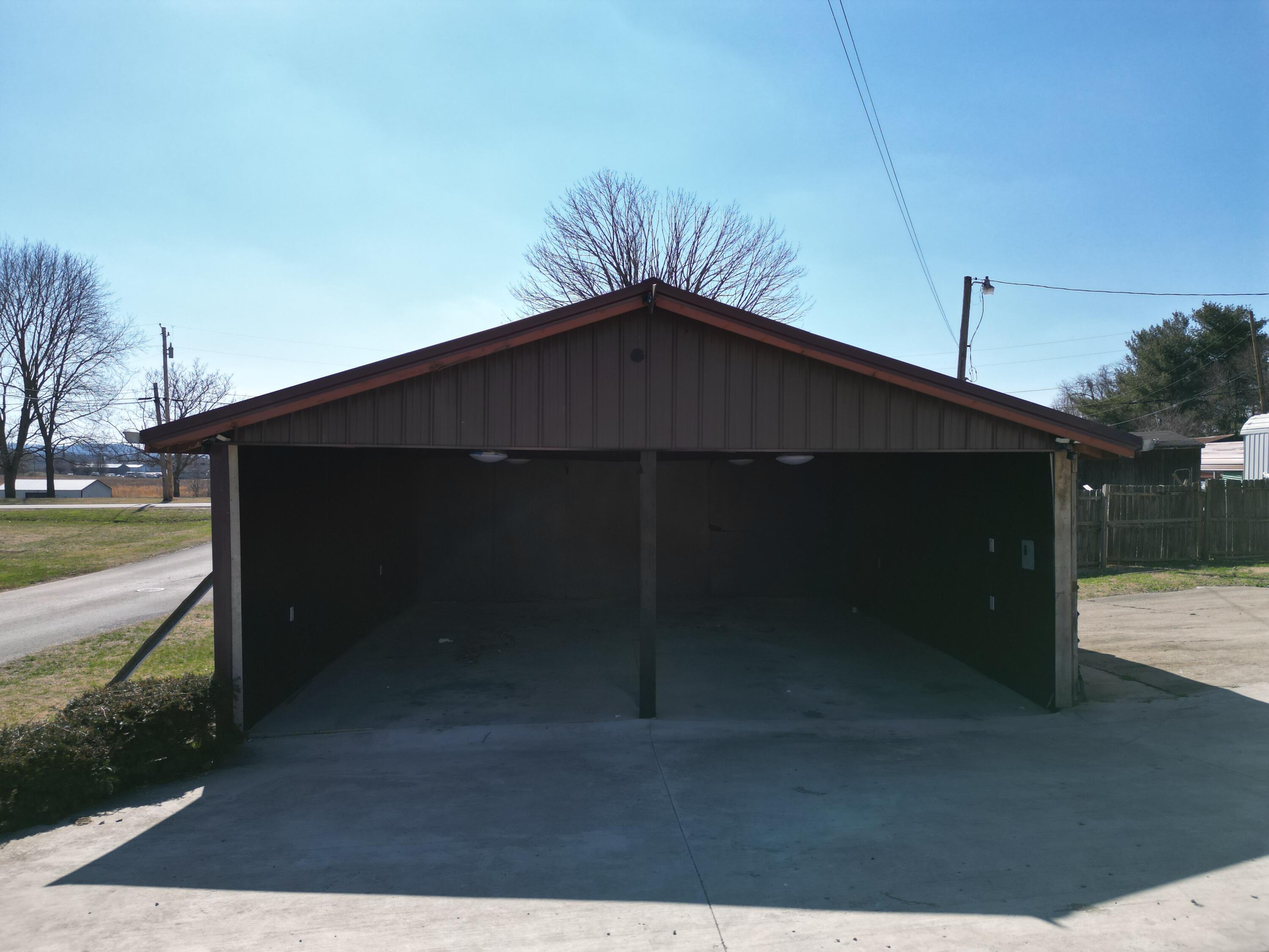 Image 3: Detached Garage