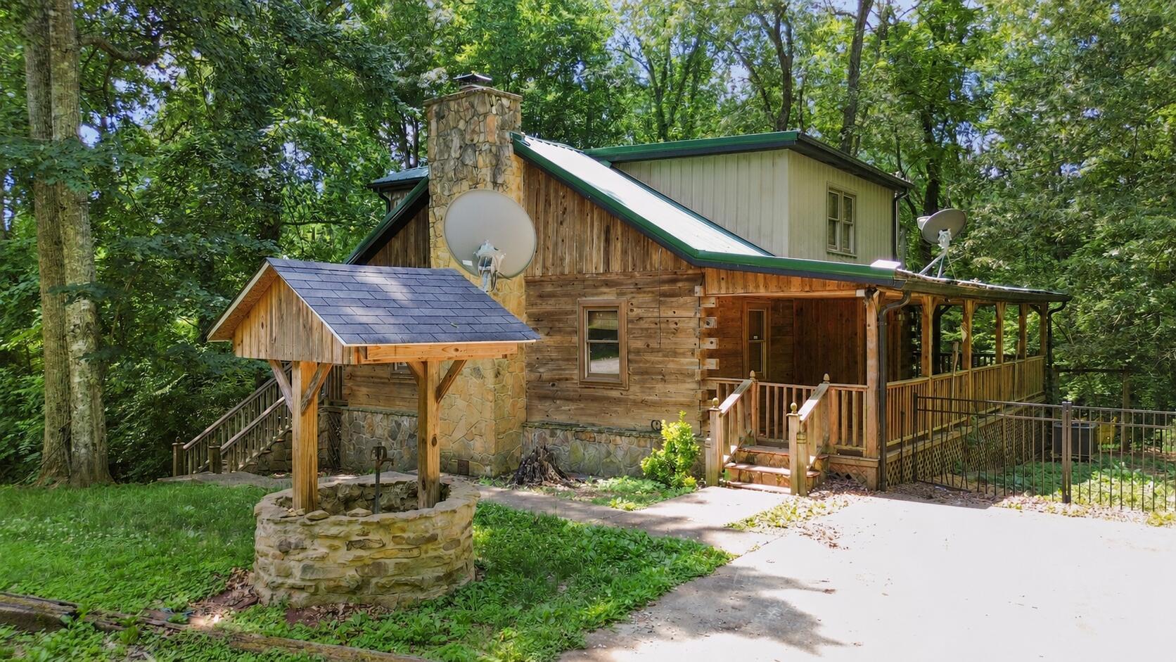 Image 2: Exterior