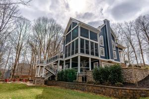 468 Lakeview Drive