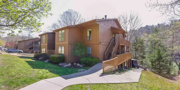 120-3 Woodson Bend Resort