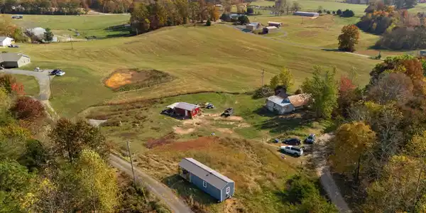 380 Della Winchester Road