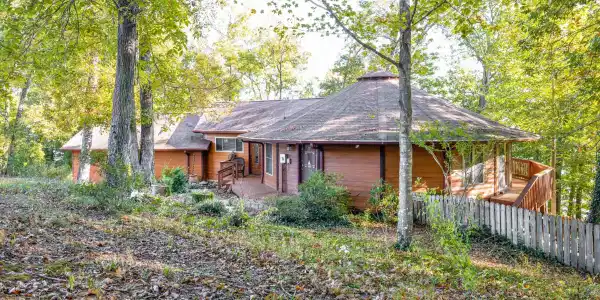 98 Black Walnut Lane