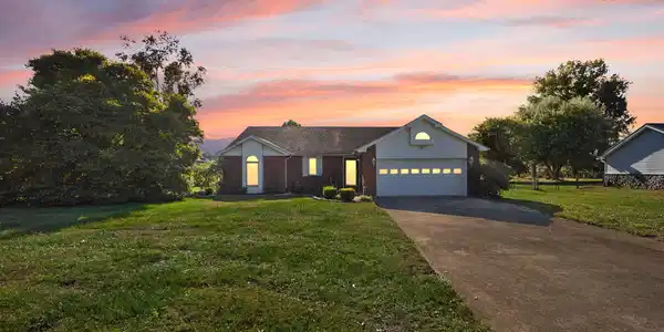 125 Lin Don Drive