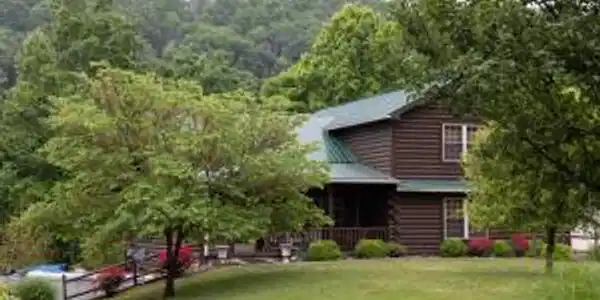 2924 Roberts Bend Road